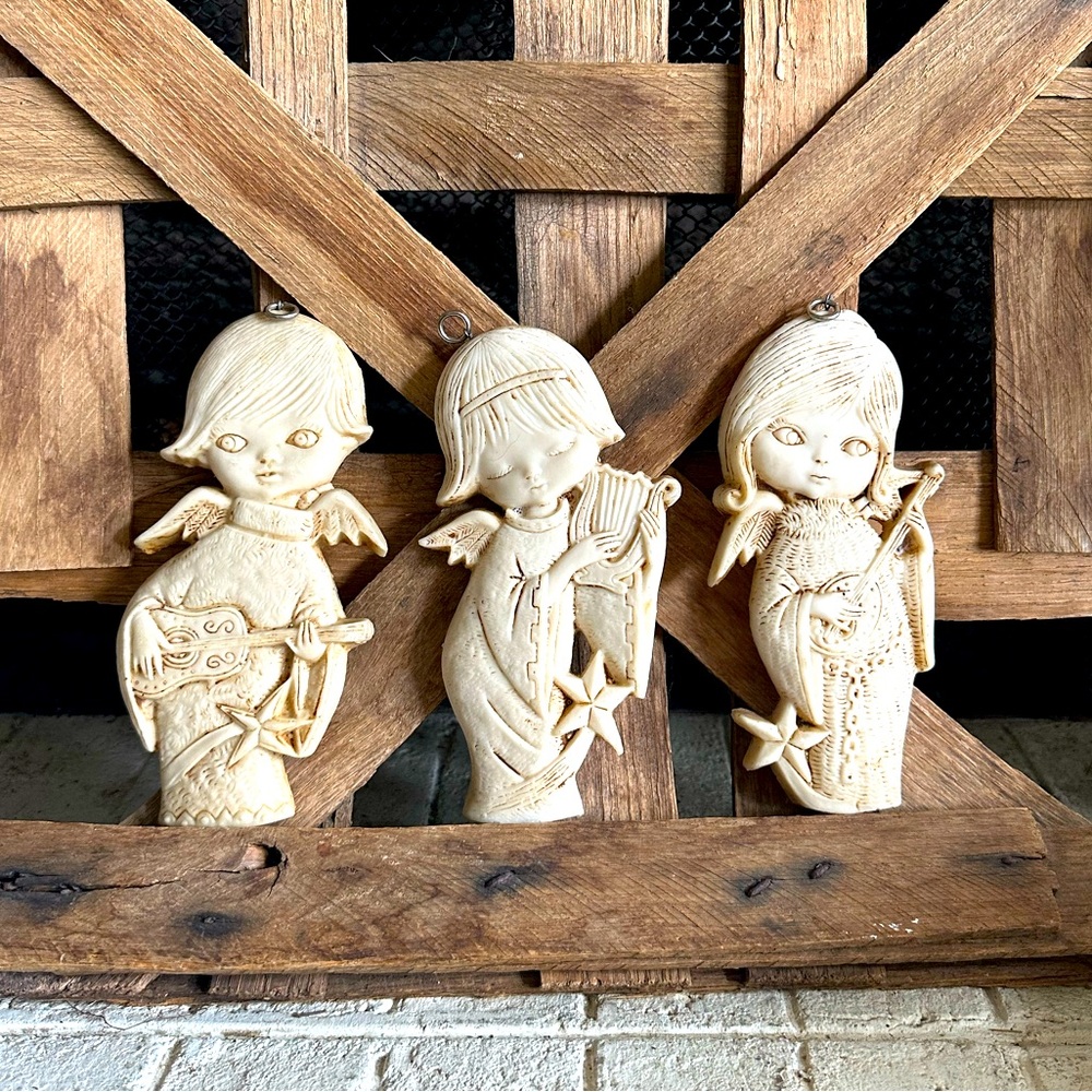 Vintage 70s resin boy girl angels guitar harp wall decor set of 3 (51)